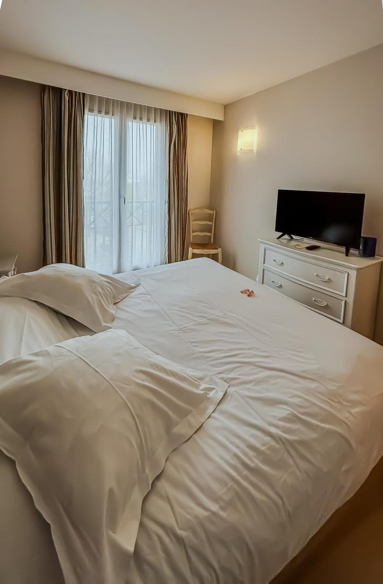 Tulip Inn Honfleur Residence Zewnętrze zdjęcie